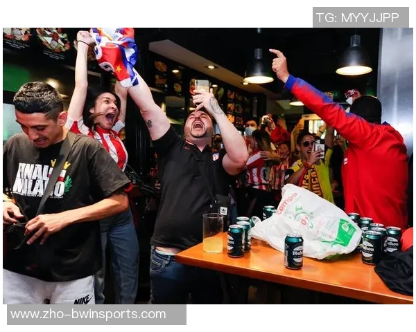 足球衣服专卖店全新开业精选球迷服饰助你助威球队荣耀